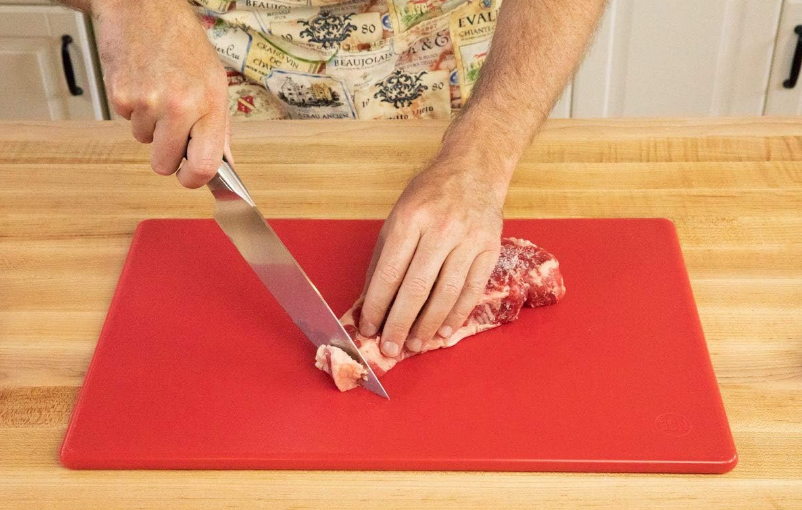 Thirteen Chefs Commercial Grade Cutting Board Review