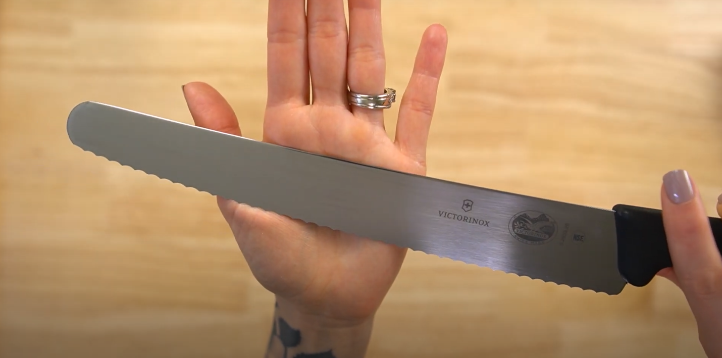 Victorinox Fibrox 10.25 Inch Bread Knife Review | Cutting Resource